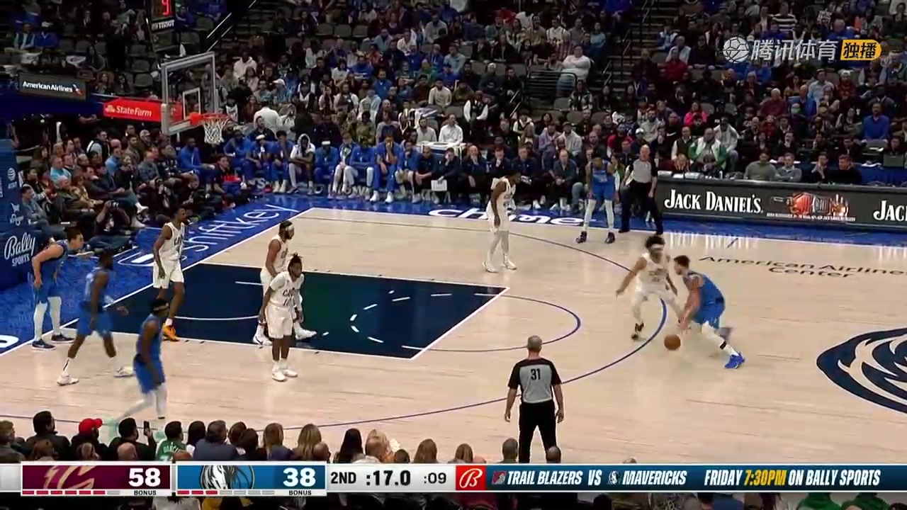 魔術師附體！東契奇神仙不看人背傳 畢竟周最佳助攻TOP10！