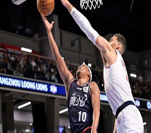 保羅重返快船首秀！大勝廣州47分！歡迎來到NBA！